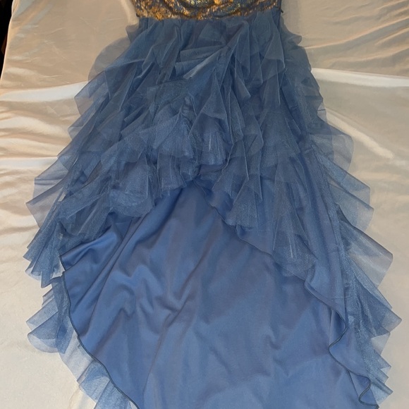 Hi Low Dress - Picture 4 of 9